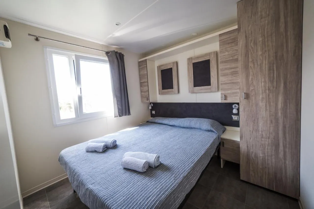 Camping Ermosa Posada  Italy