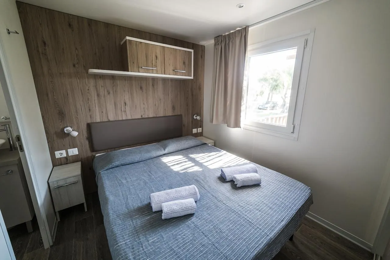 Camping Ermosa Posada  Italy